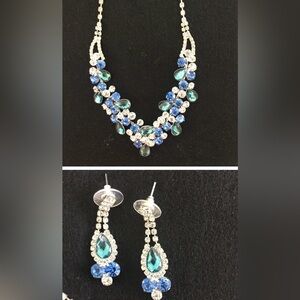 Beautiful Rhinestone, Turquoise, and Light Blue Necklace with Earrings